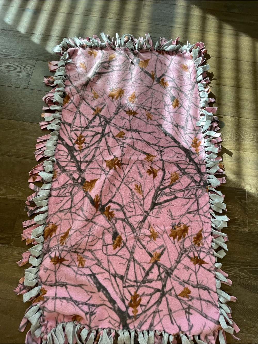 Hand Crafted Pink Fleece Throw with Leaf & Branch Motif